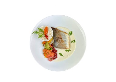 FILET DE BAR GRILLE SAUCE CHAMPAGNE